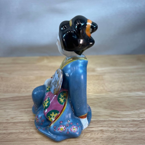 Vintage 1920’s Japanese  seated‎  Geshia holding mirror - Picture 2 of 8